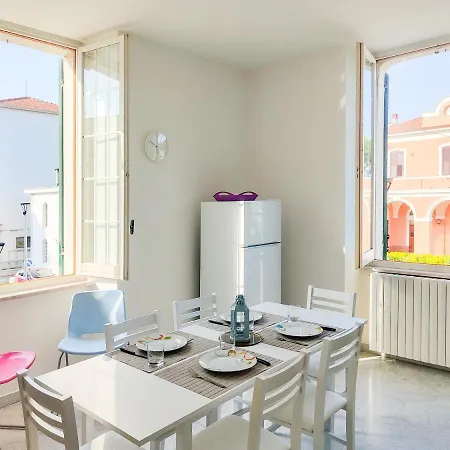 Apartamento Homiday - Bordopineta Centro